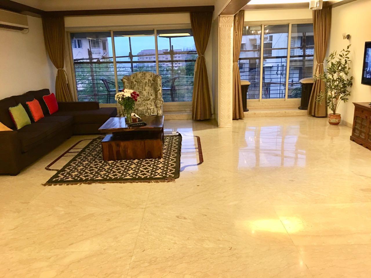 3 BHK Flat on Rent in Bandra West - Nakshatra Apartments